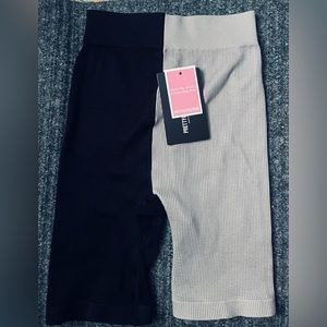 NWT PrettyLittleThing Grey 2 color  Block Bike shorts size L